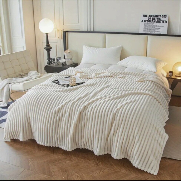 Queen Blanket Gray Plush Blankets Bedspread  Cozy Couch Throw Bed topper Gift - Picture 5 of 12